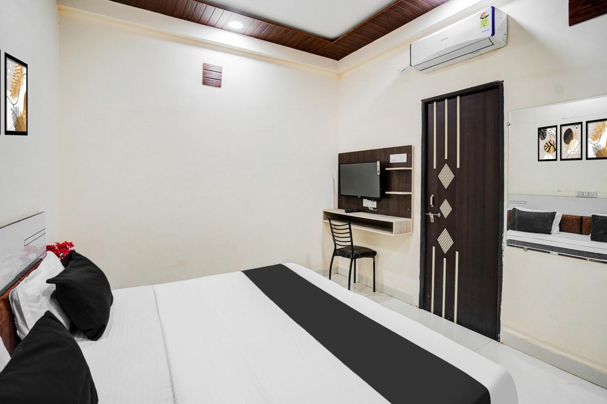 Super Hotel O Brilliant Convention Centre Formerly Madhur Shree Indore Exterior photo